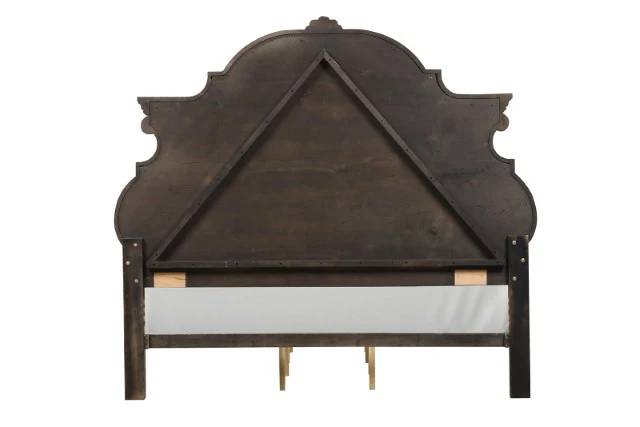 Leovanni E.King & Queen Bed - Image 6