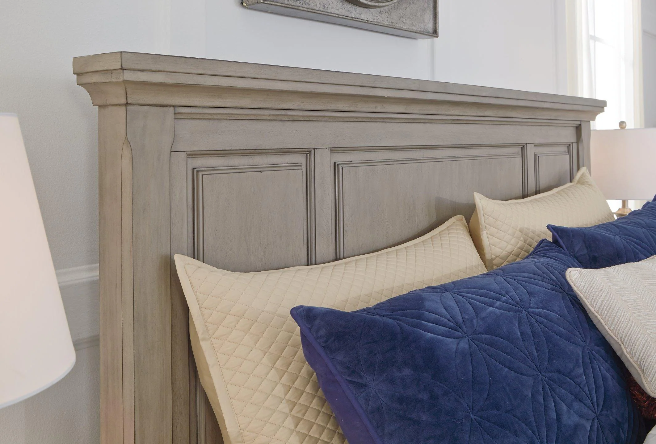 Lettner Bed with 2 Storage Drawers - Image 14