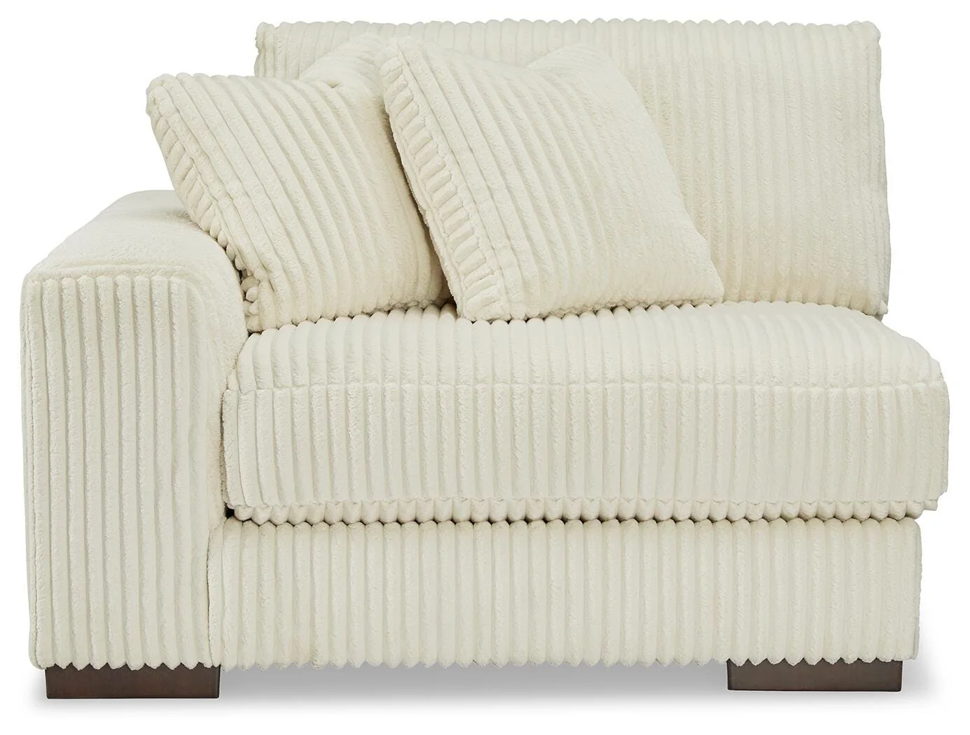 Lindyn Sectional - Image 18