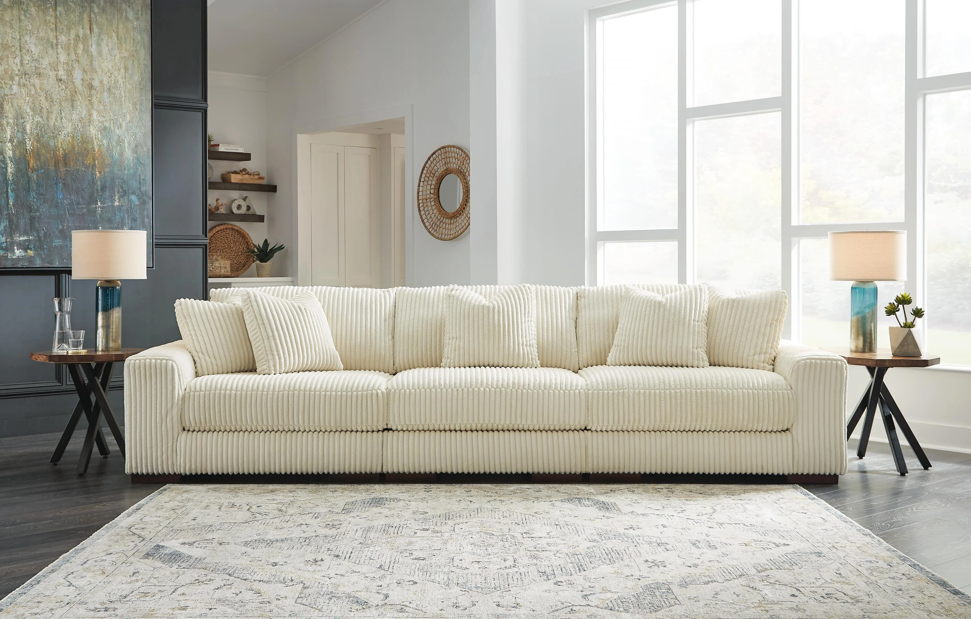 Lindyn Sectional Sofa - Image 10