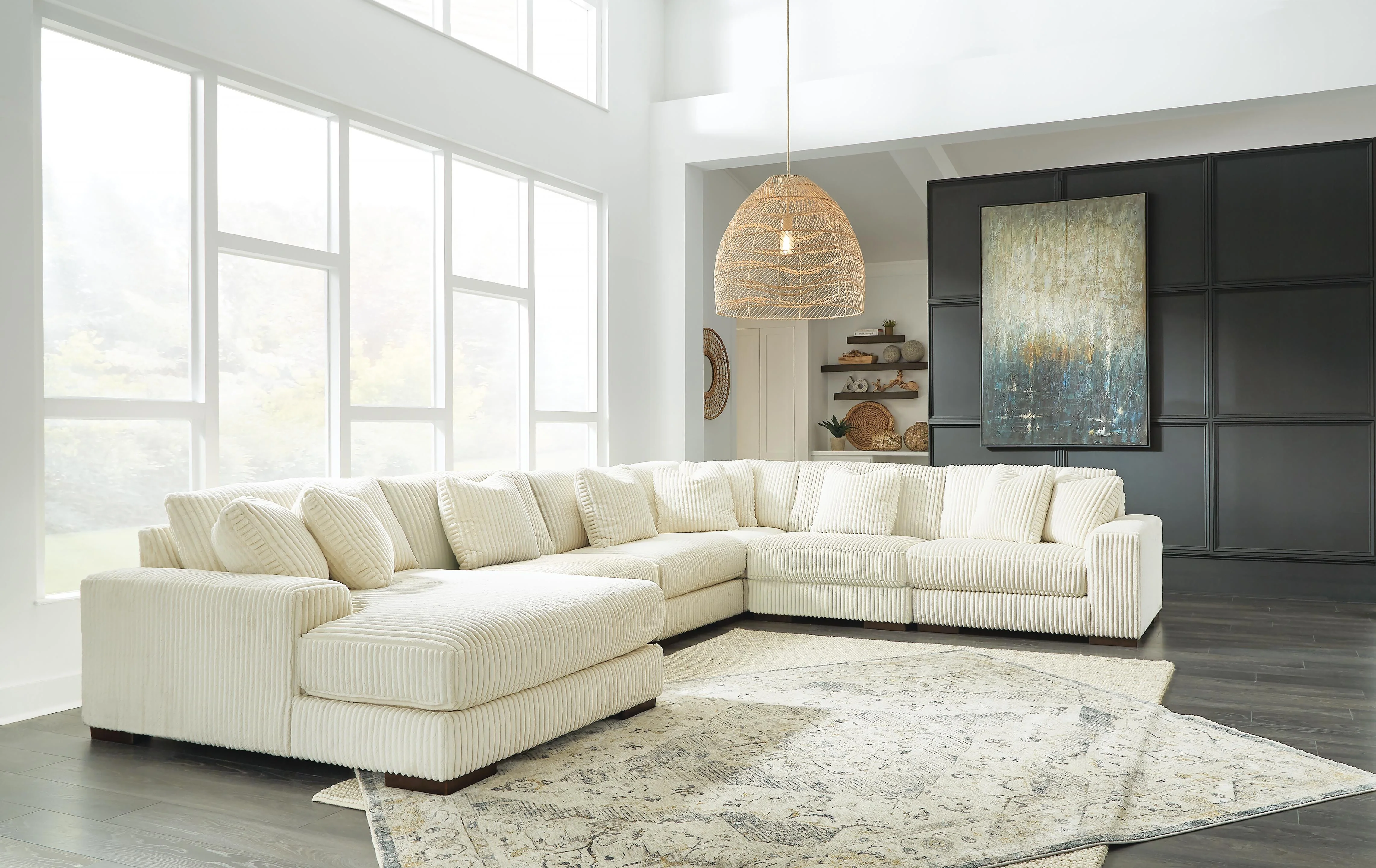 Lindyn Sectional with Chaise - Image 101