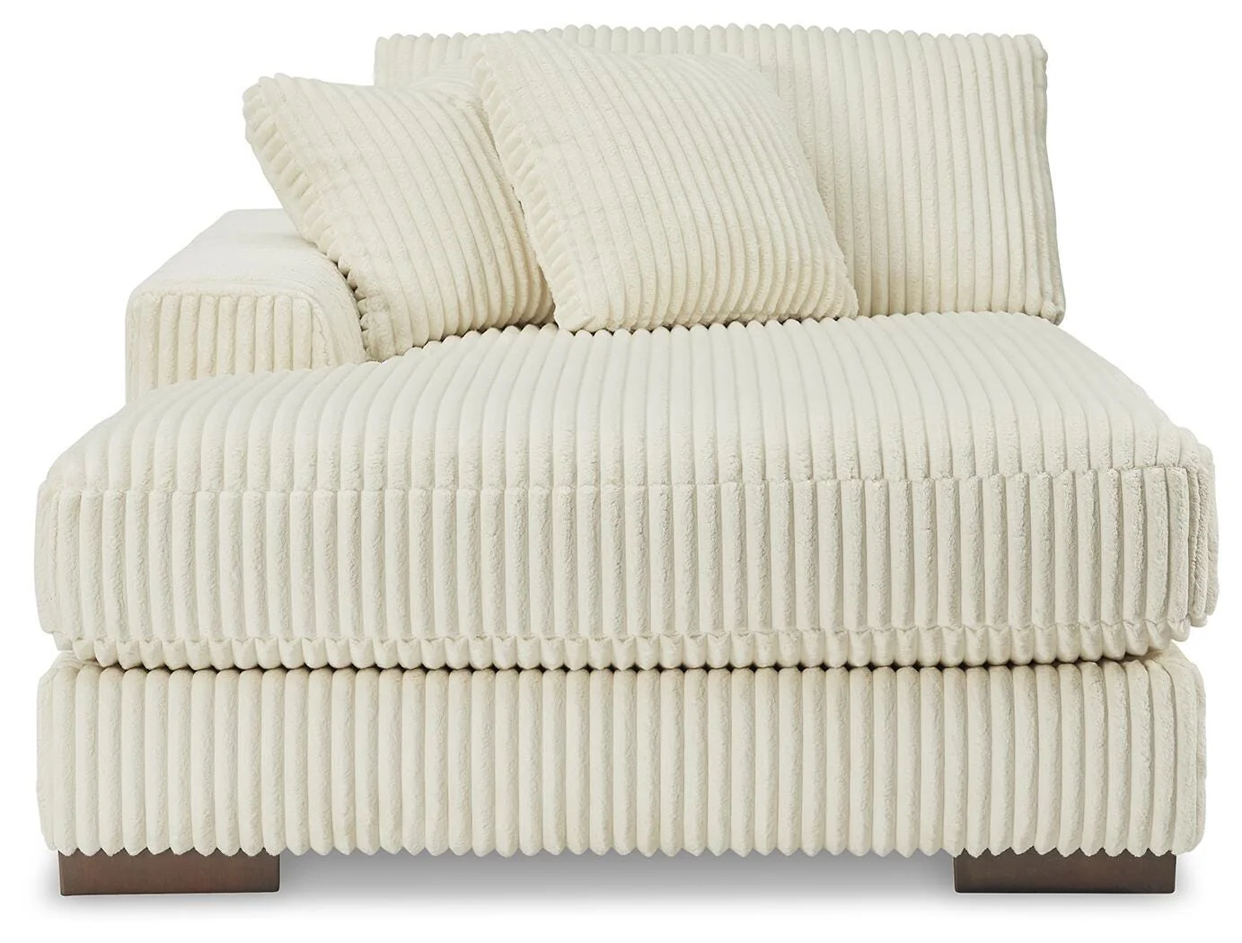 Lindyn Sectional with Chaise - Image 41