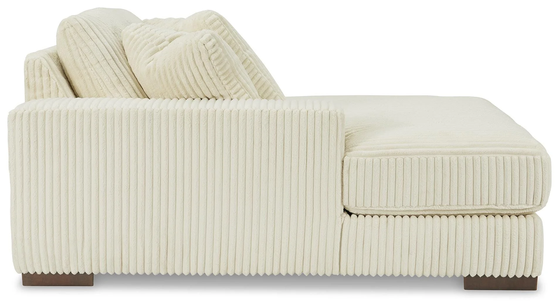 Lindyn Sectional with Chaise - Image 42