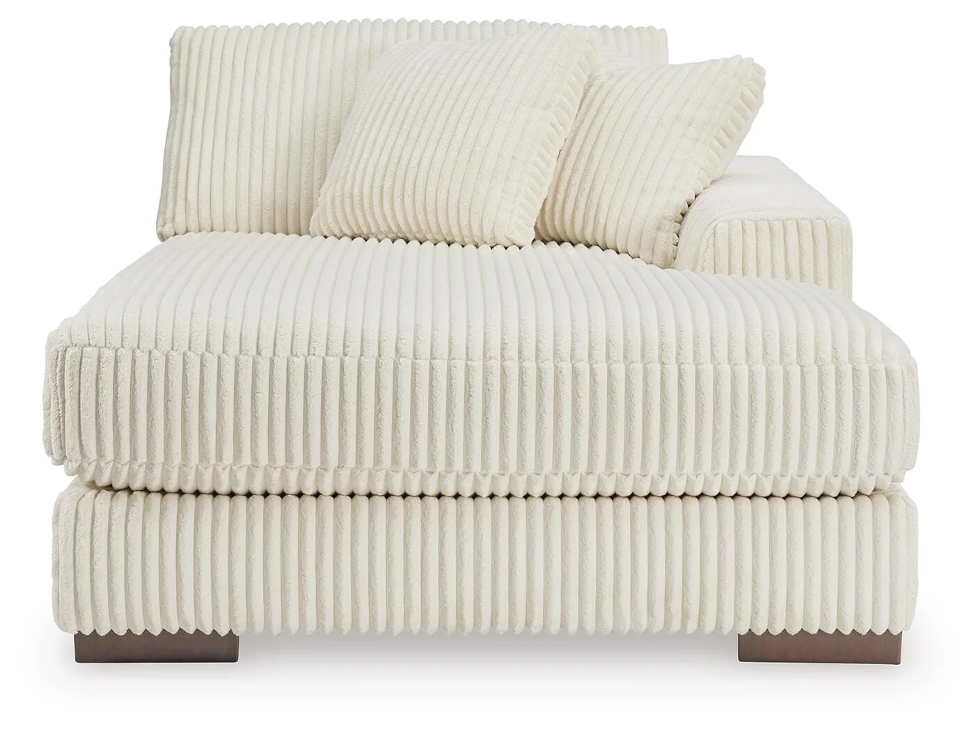 Lindyn Sectional with Chaise - Image 56