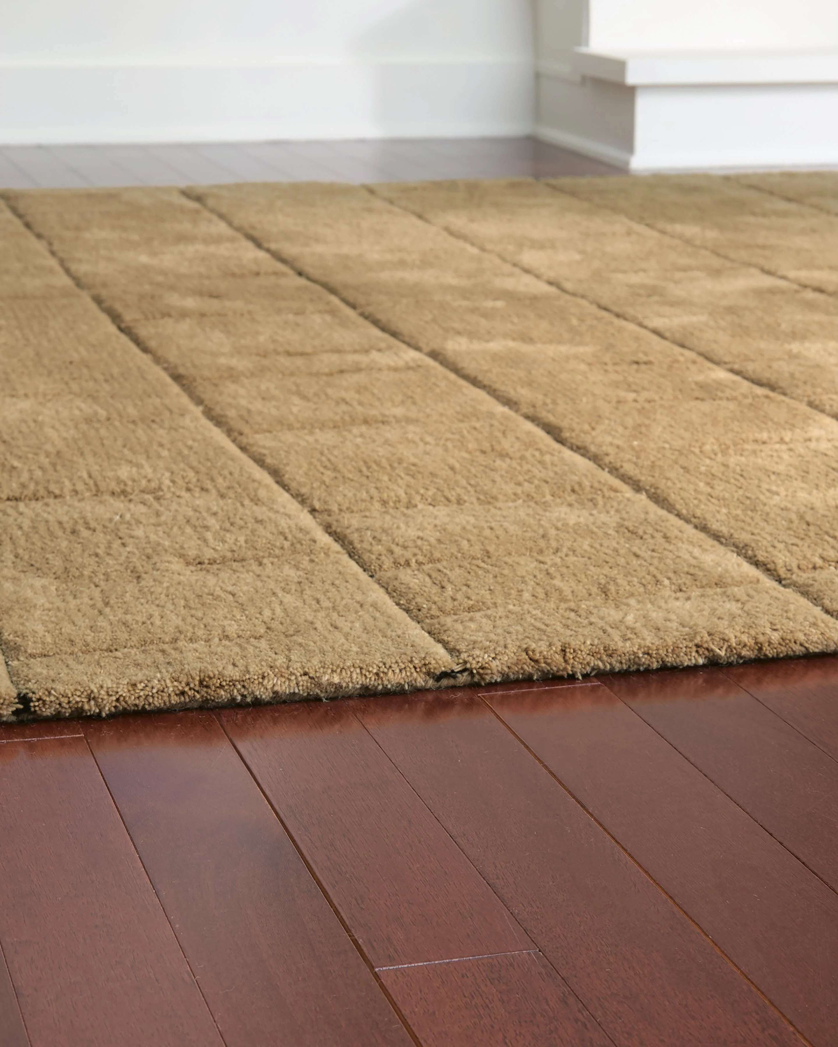 Luzmont Rug - Image 11
