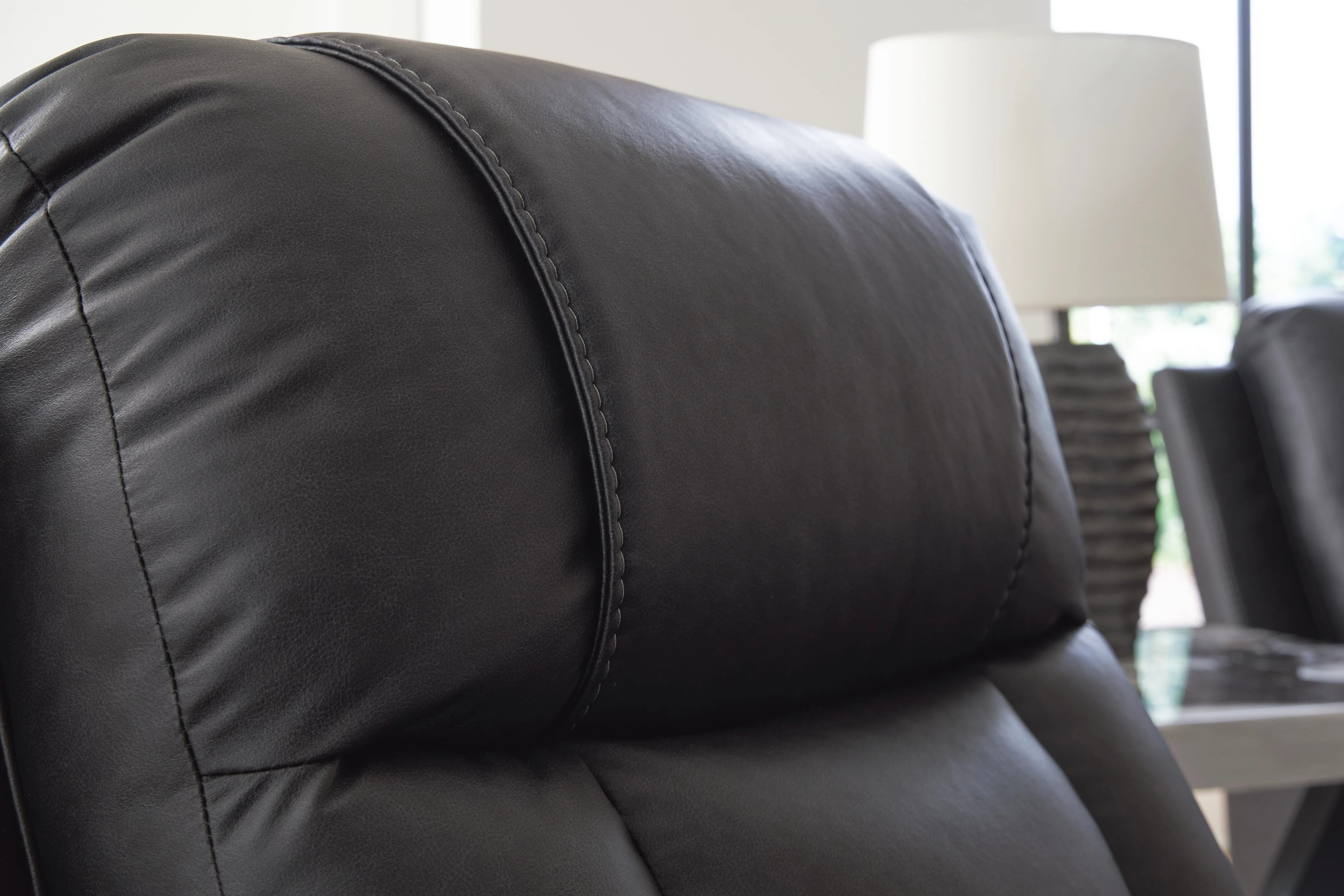 Mackmenville Recliner - Image 9