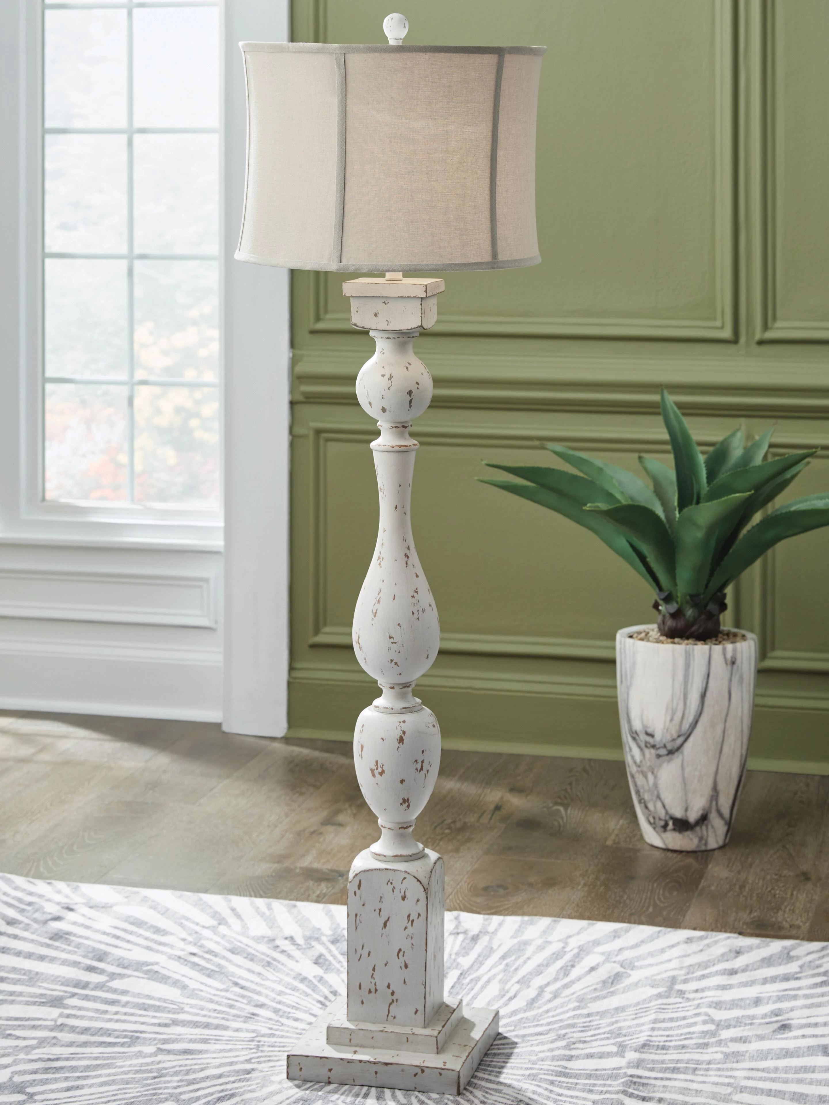 Madsbrook Floor Lamp - Image 2