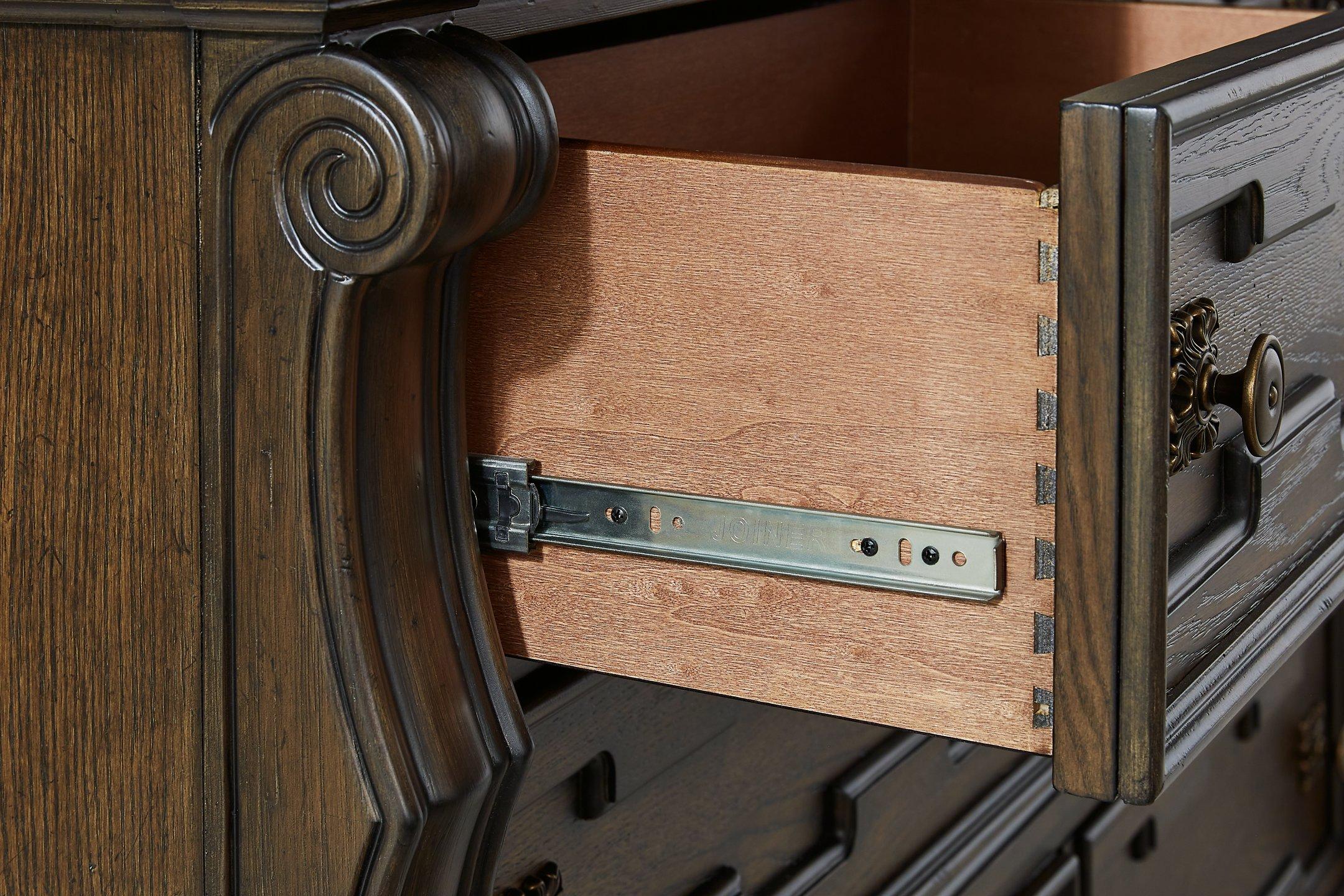 Maylee Chest of Drawers - Image 11