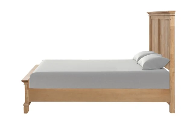 McHenry Queen Bed - Image 7