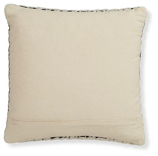 Nealington Pillow - Image 5