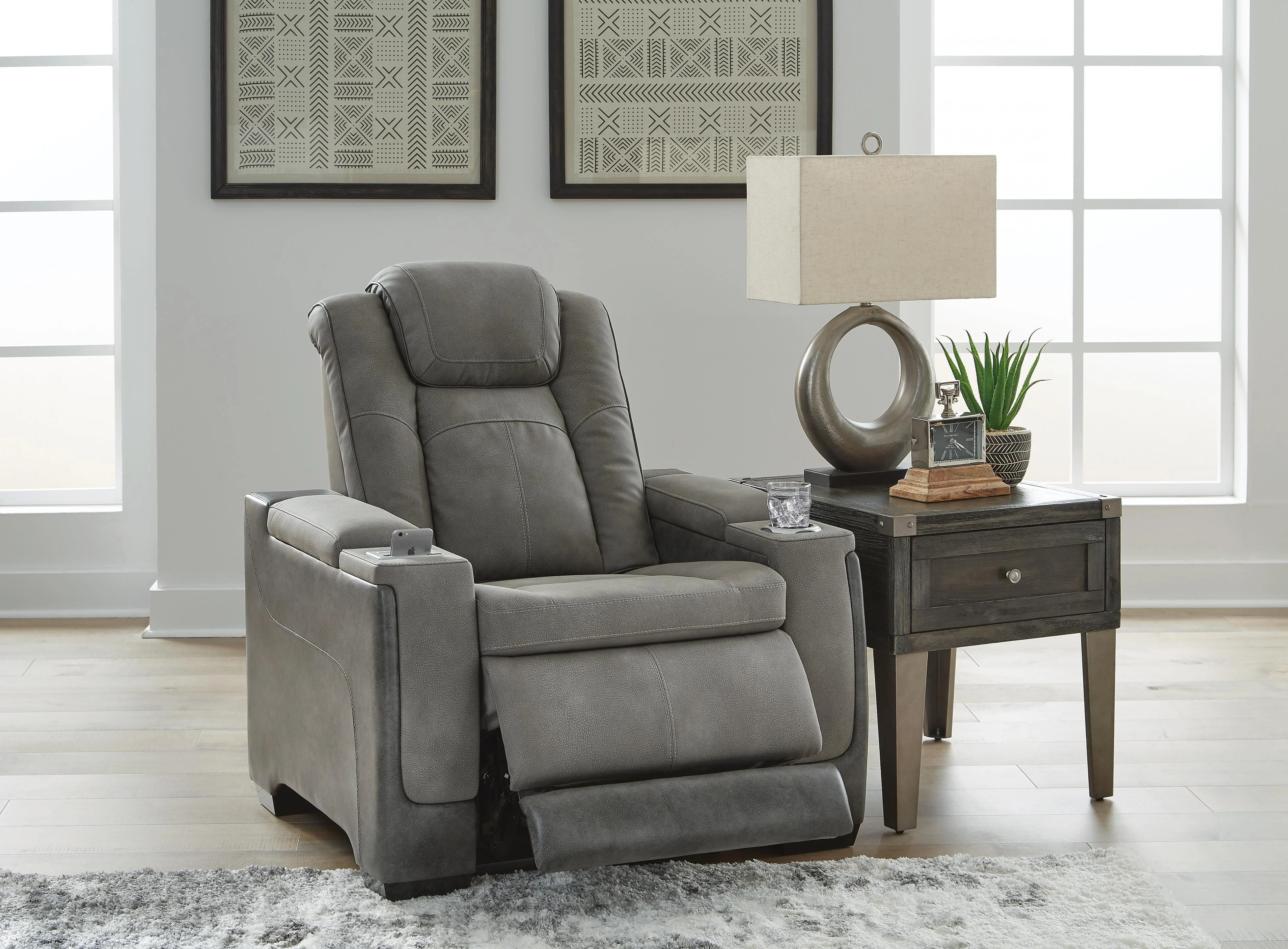 Next-Gen DuraPella Power Recliner - Image 36