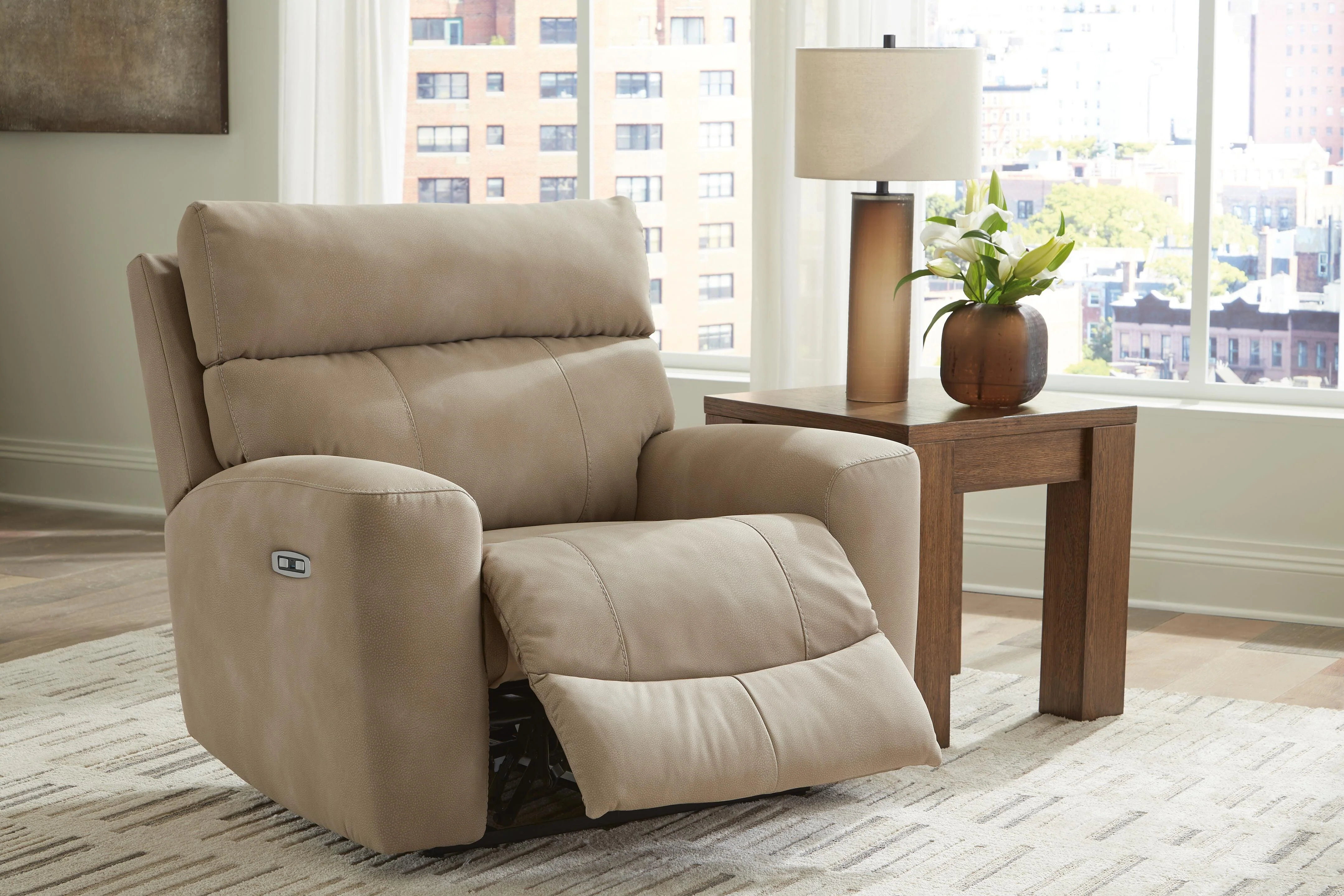 Next-Gen DuraPella Power Recliner - Image 79
