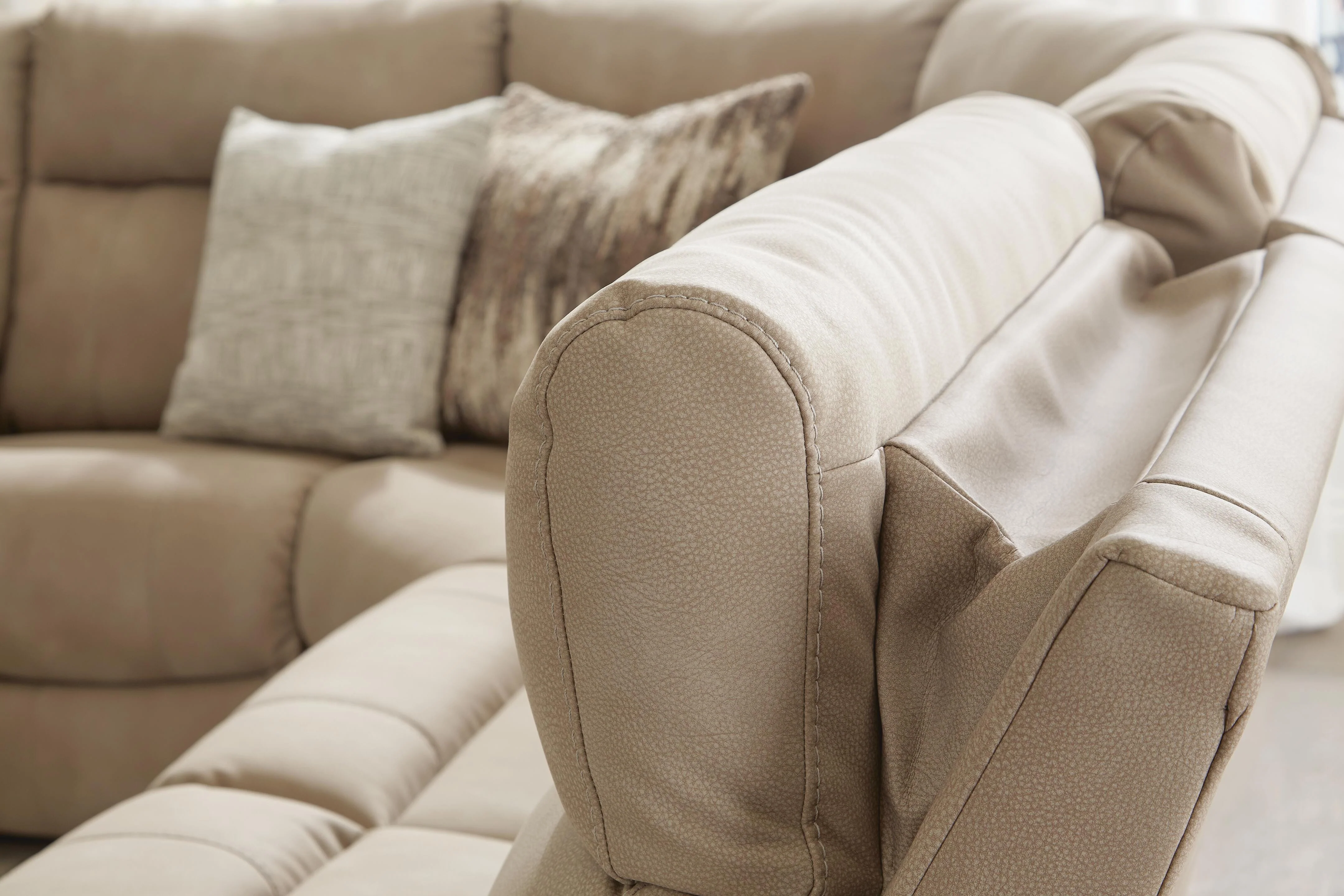 Next-Gen DuraPella Power Reclining Sectional - Image 247