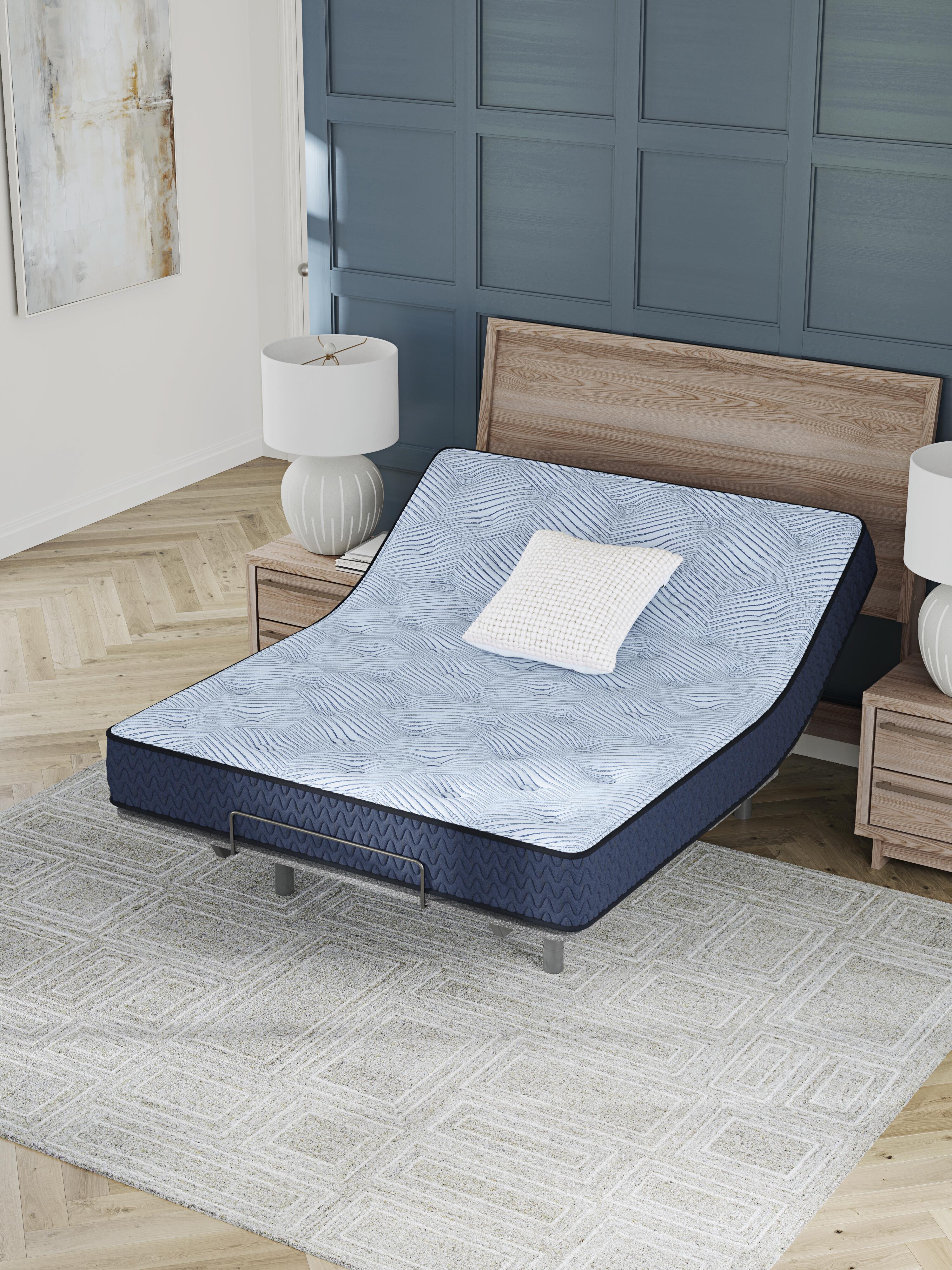 Peak 2.0 10 Hybrid Mattress - Image 39