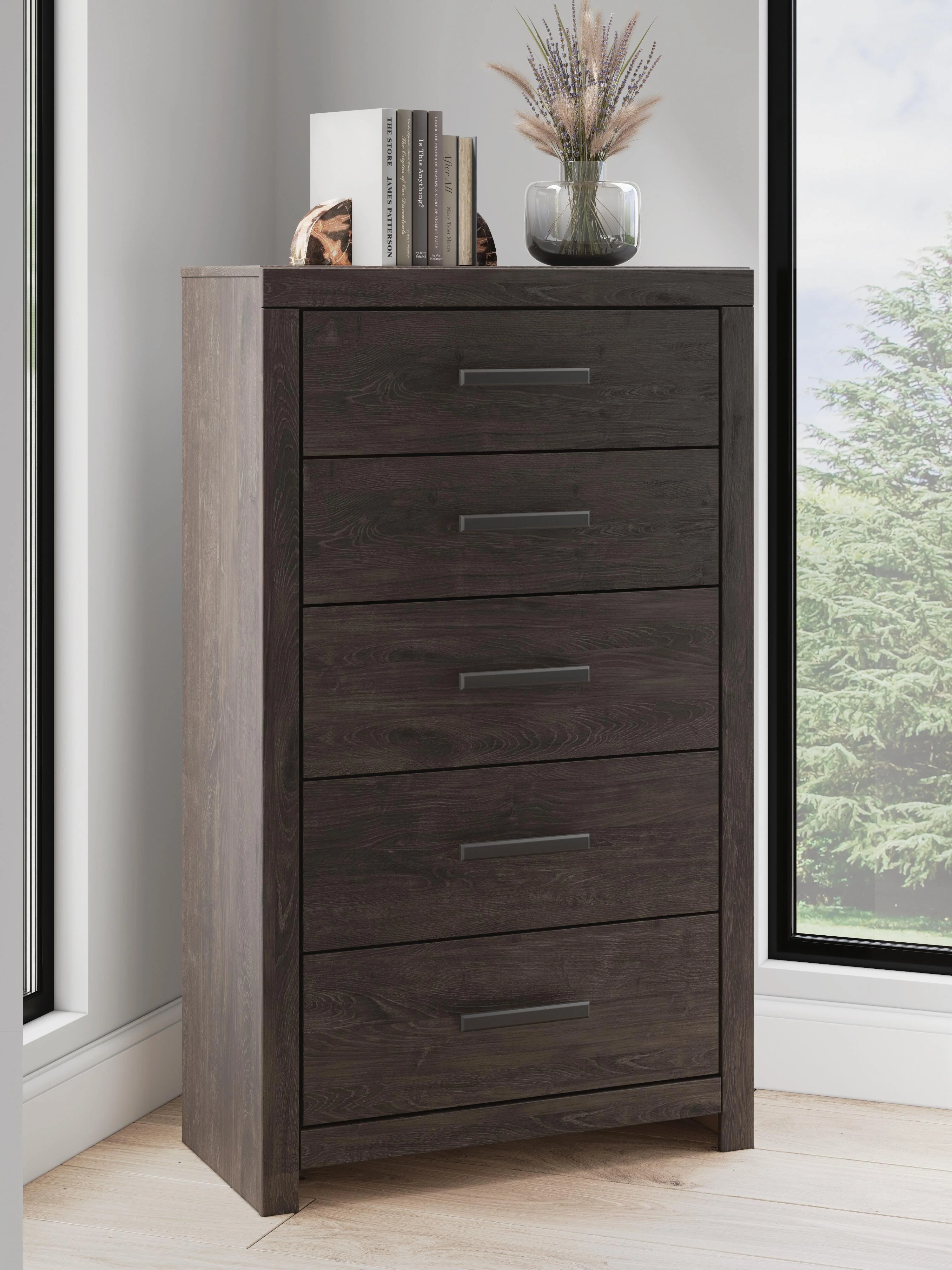 Prendonea Chest of Drawers - Image 2