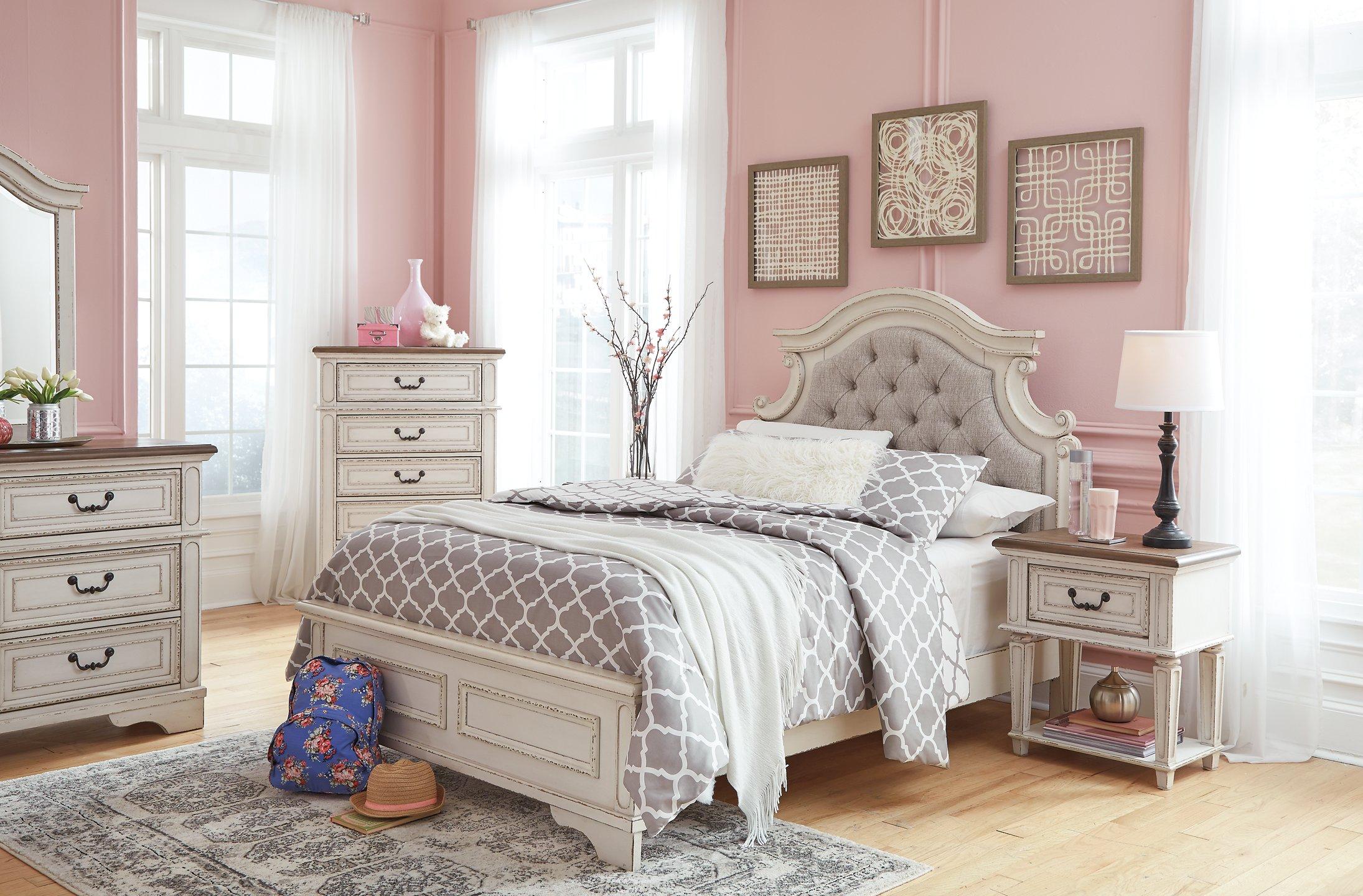 Realyn Bed - Image 58