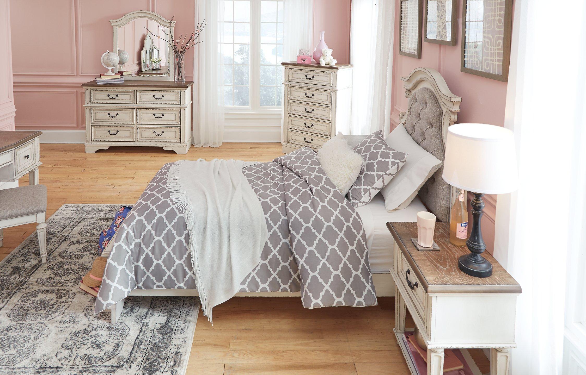 Realyn Bed - Image 66