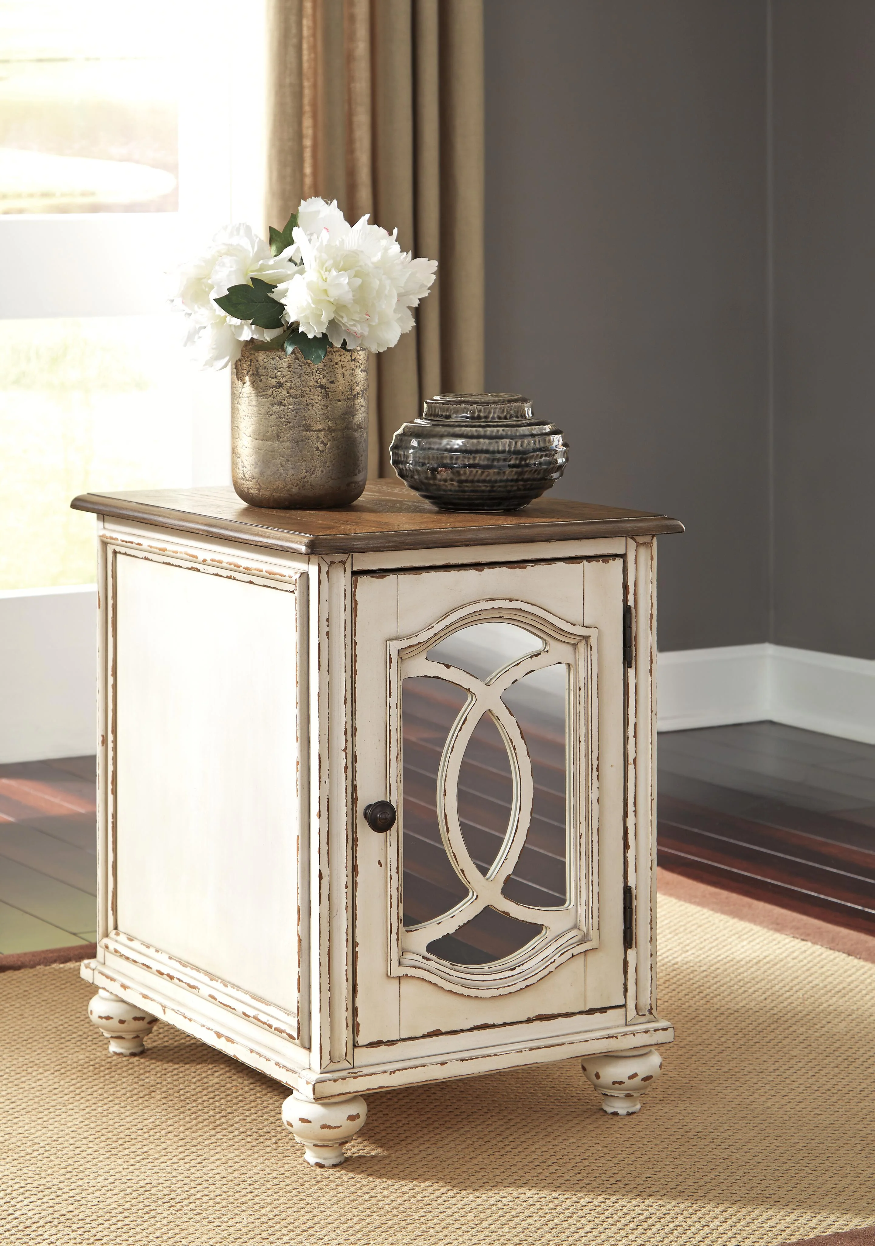 Realyn End Table Set - Image 15