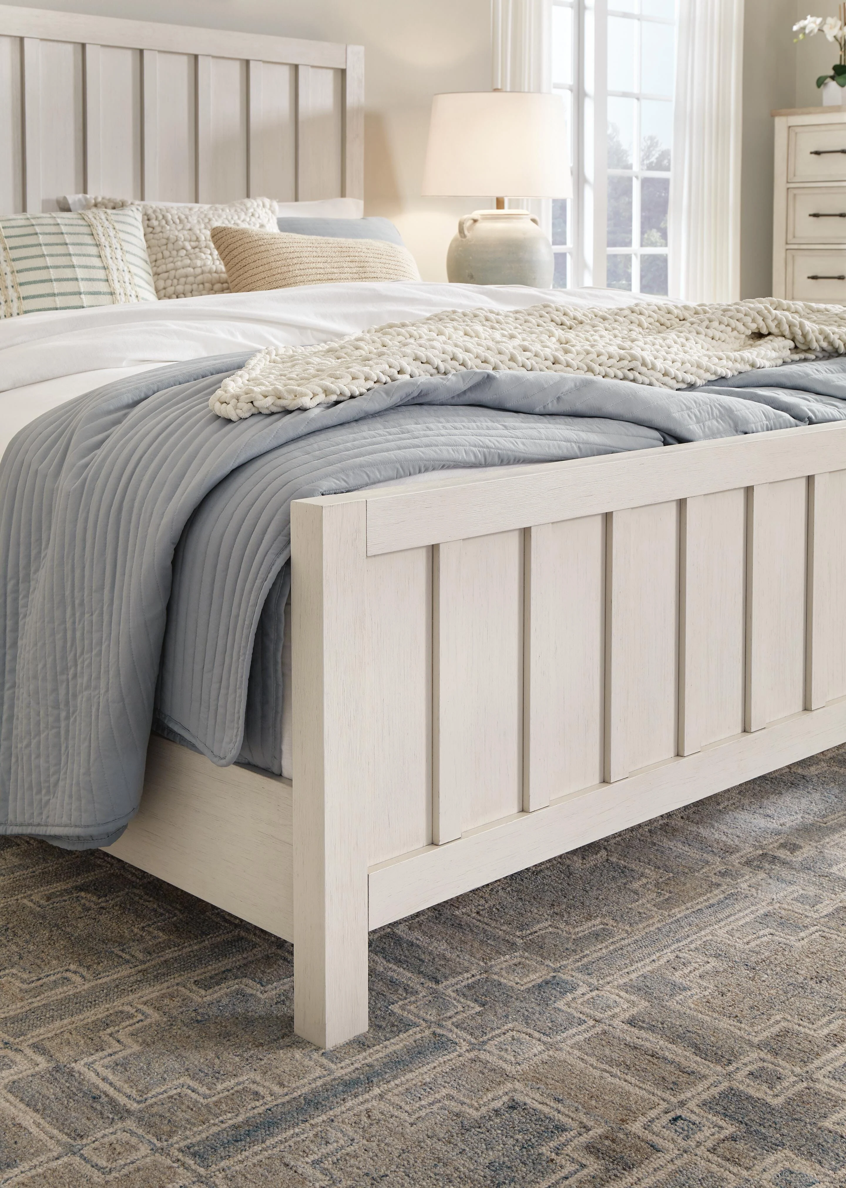 Shaybrock Bed - Image 5