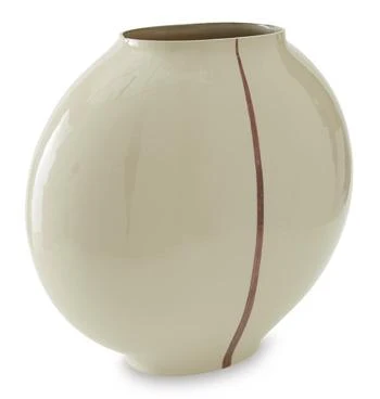 Sheabourne Vase - Image 10