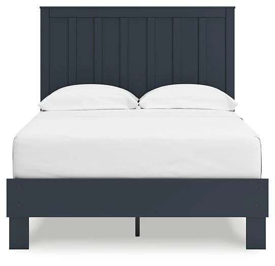 Simmenfort Bed - Image 54