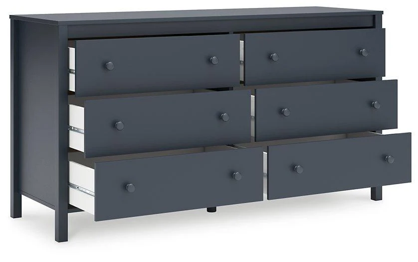 Simmenfort Dresser - Image 6