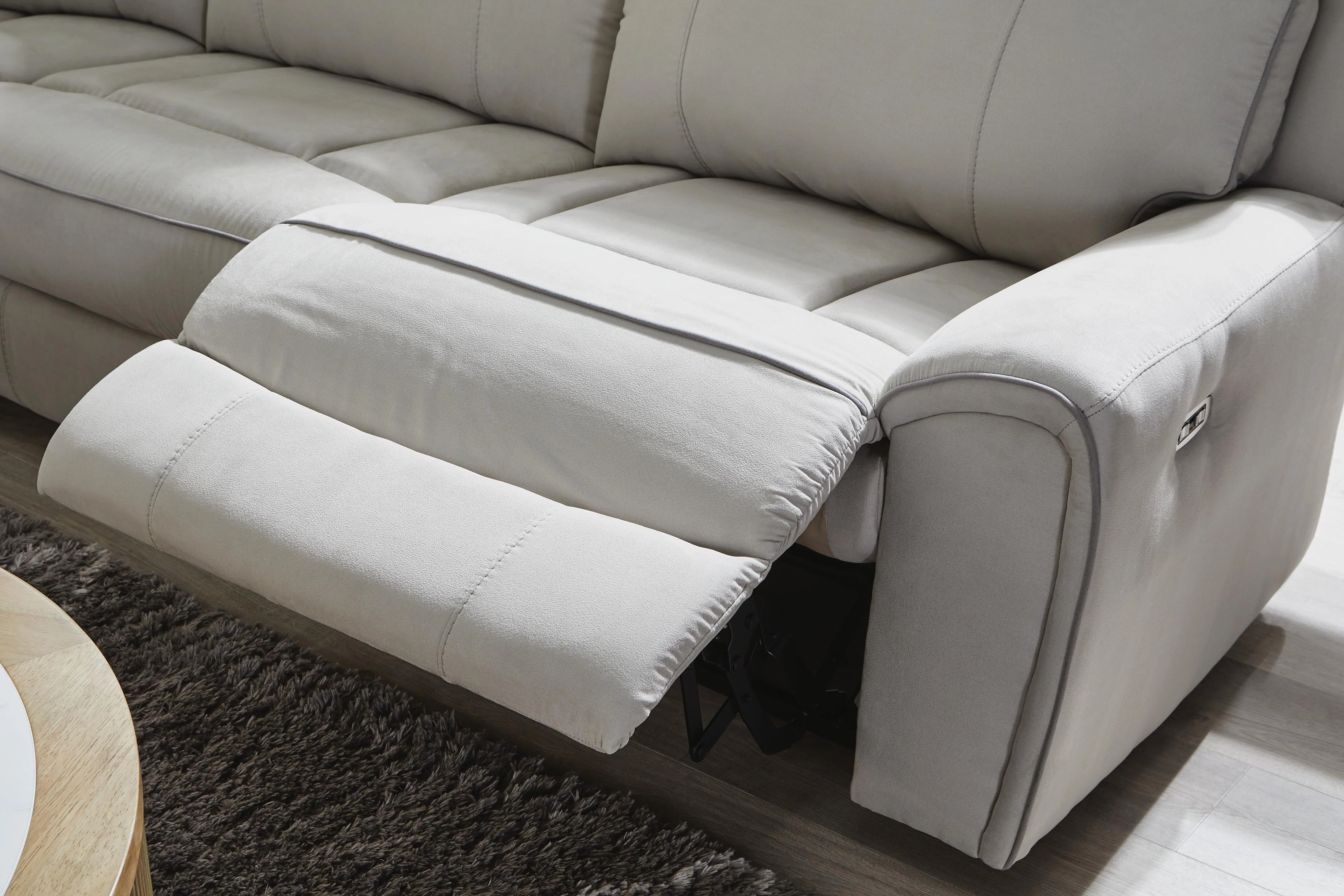 Social Pointe Reclining Sectional with Storage Console - Image 8