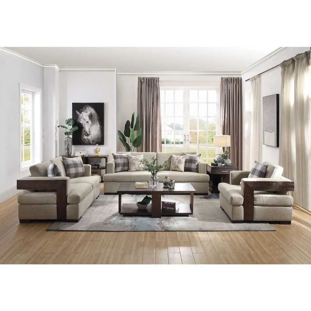 Sofa w/4 Pillows - Image 2