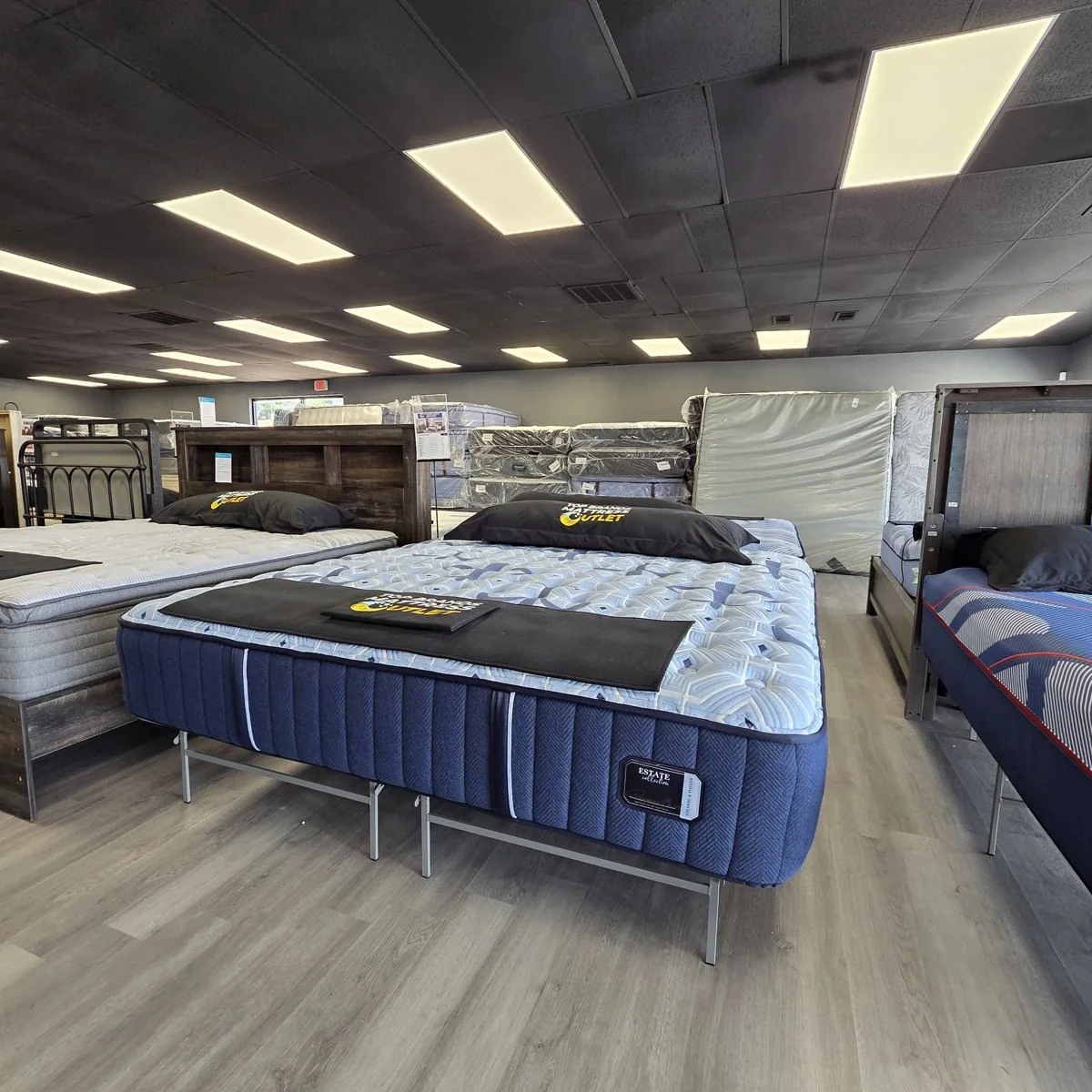 Stearns & Foster Lux Firm Mattress - Blue Top