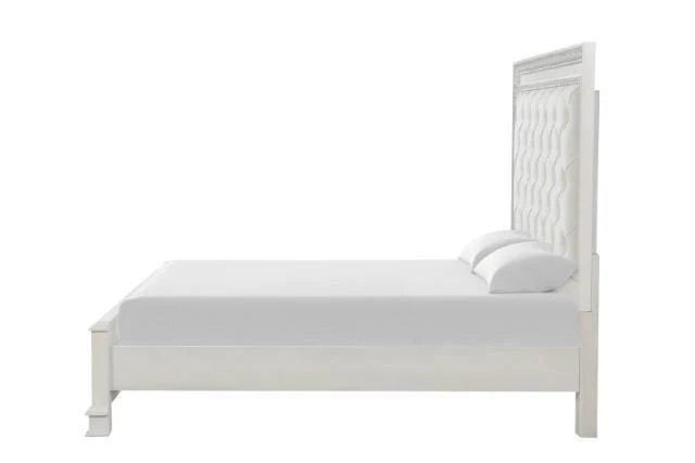Stella Mia 4 Pc 5 Pc Queen Bedroom Set White - Image 19