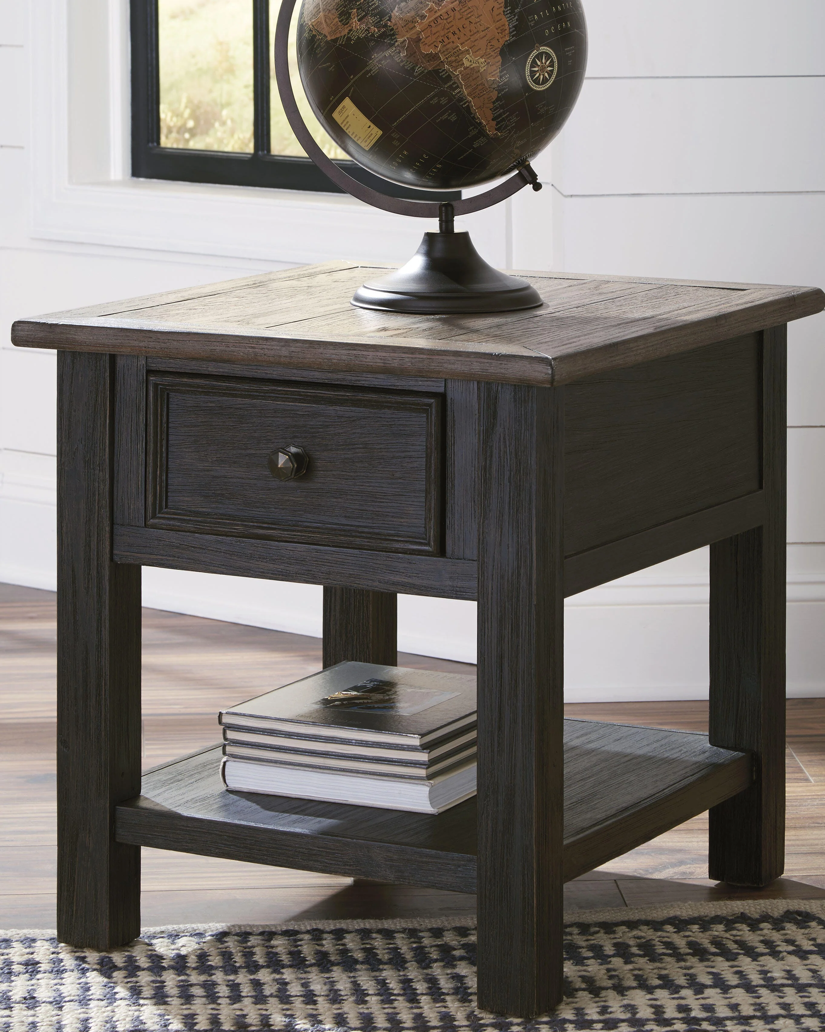 Tyler Creek End Table Set - Image 3