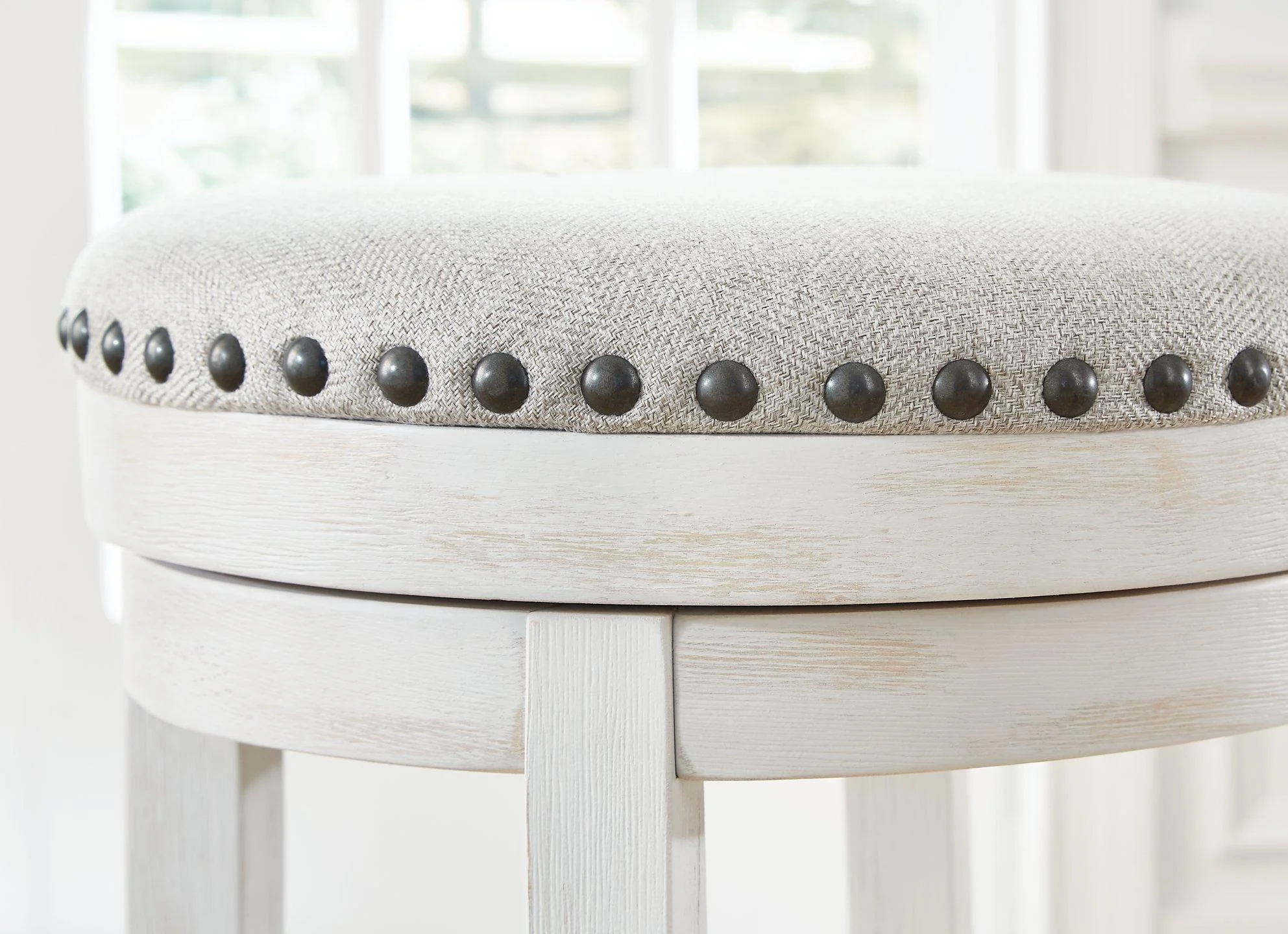 Valebeck Counter Height Stool - Image 16