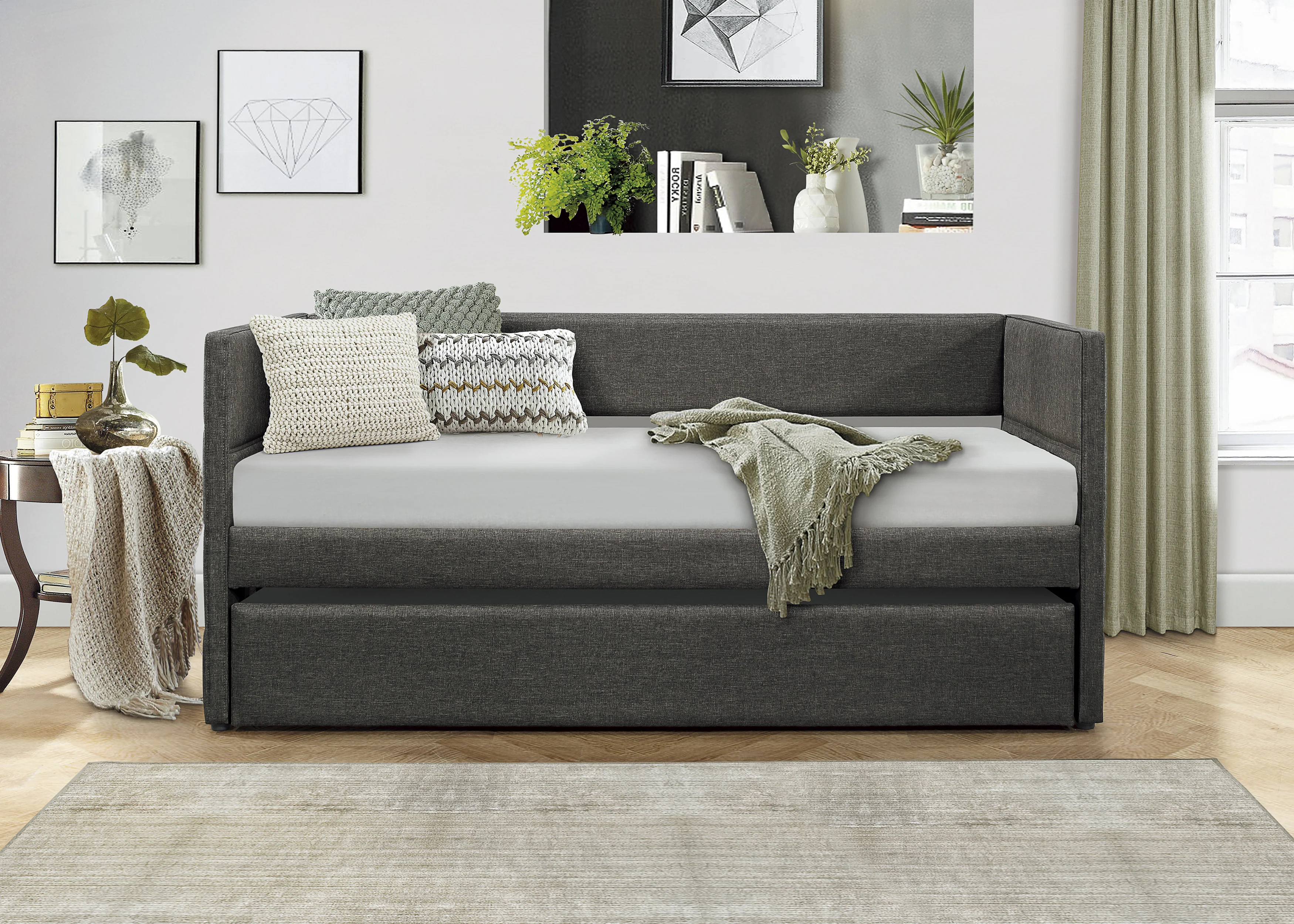 Vining Daybed with Trundle - Image 4
