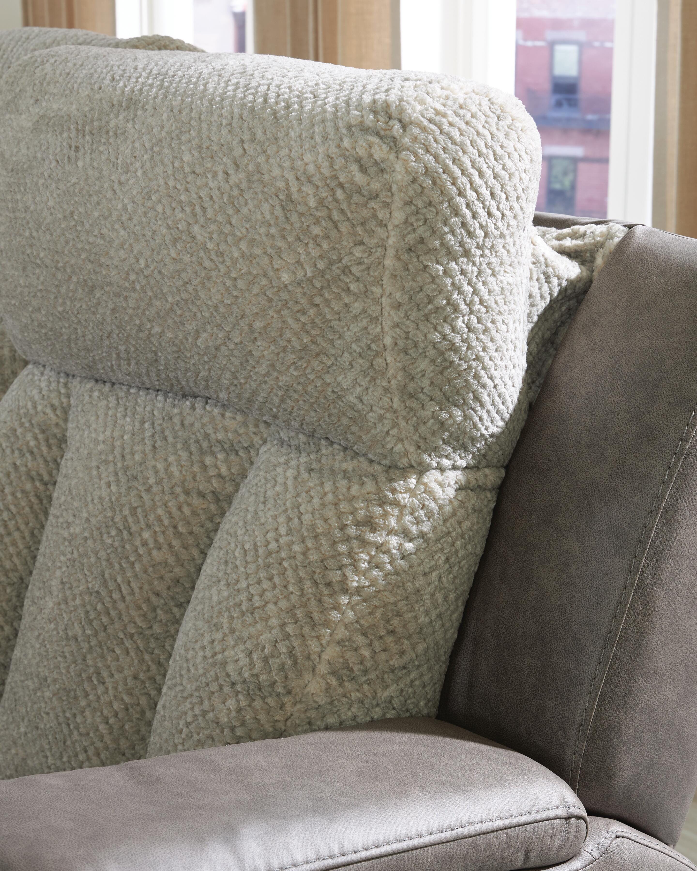 WhipLash Power Reclining Loveseat with Console - Image 7