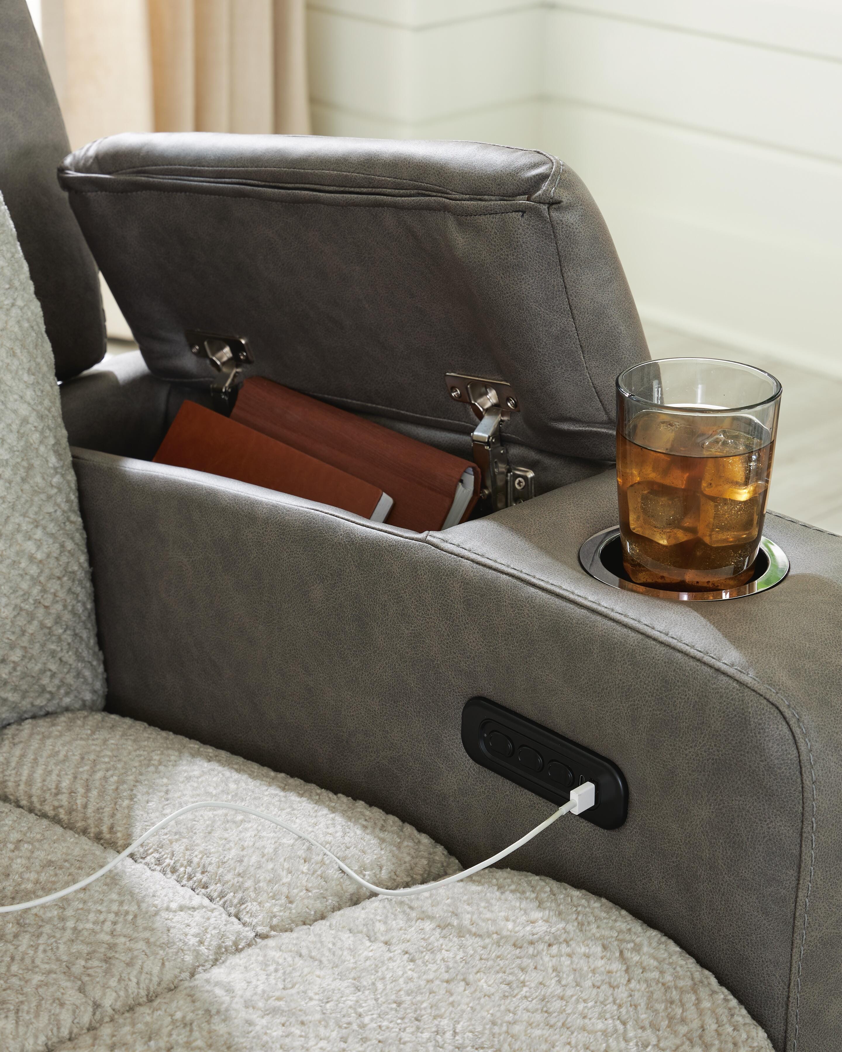 WhipLash Power Reclining Sofa - Image 12