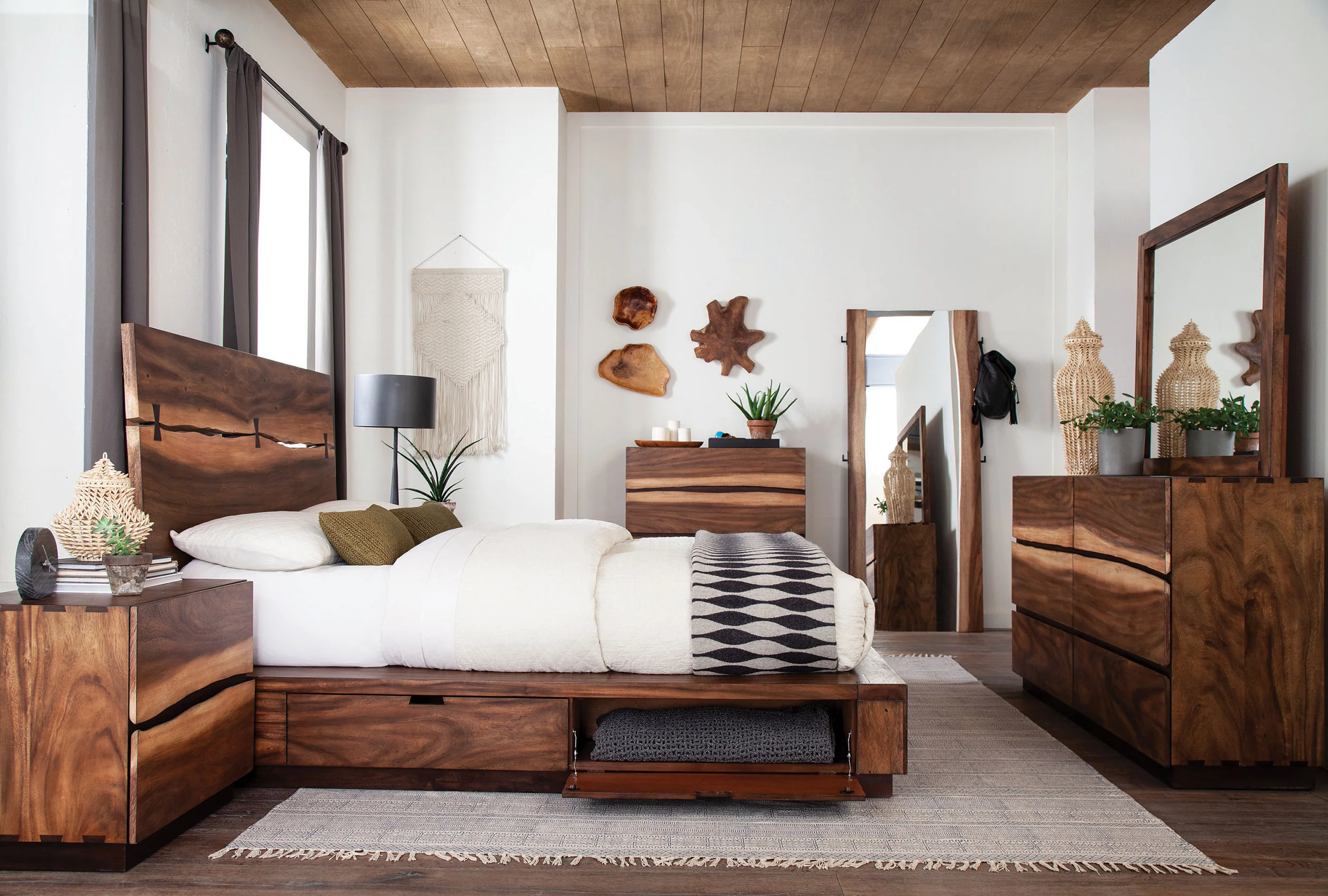 Winslow Panel Platform Storage Bed - Image 5